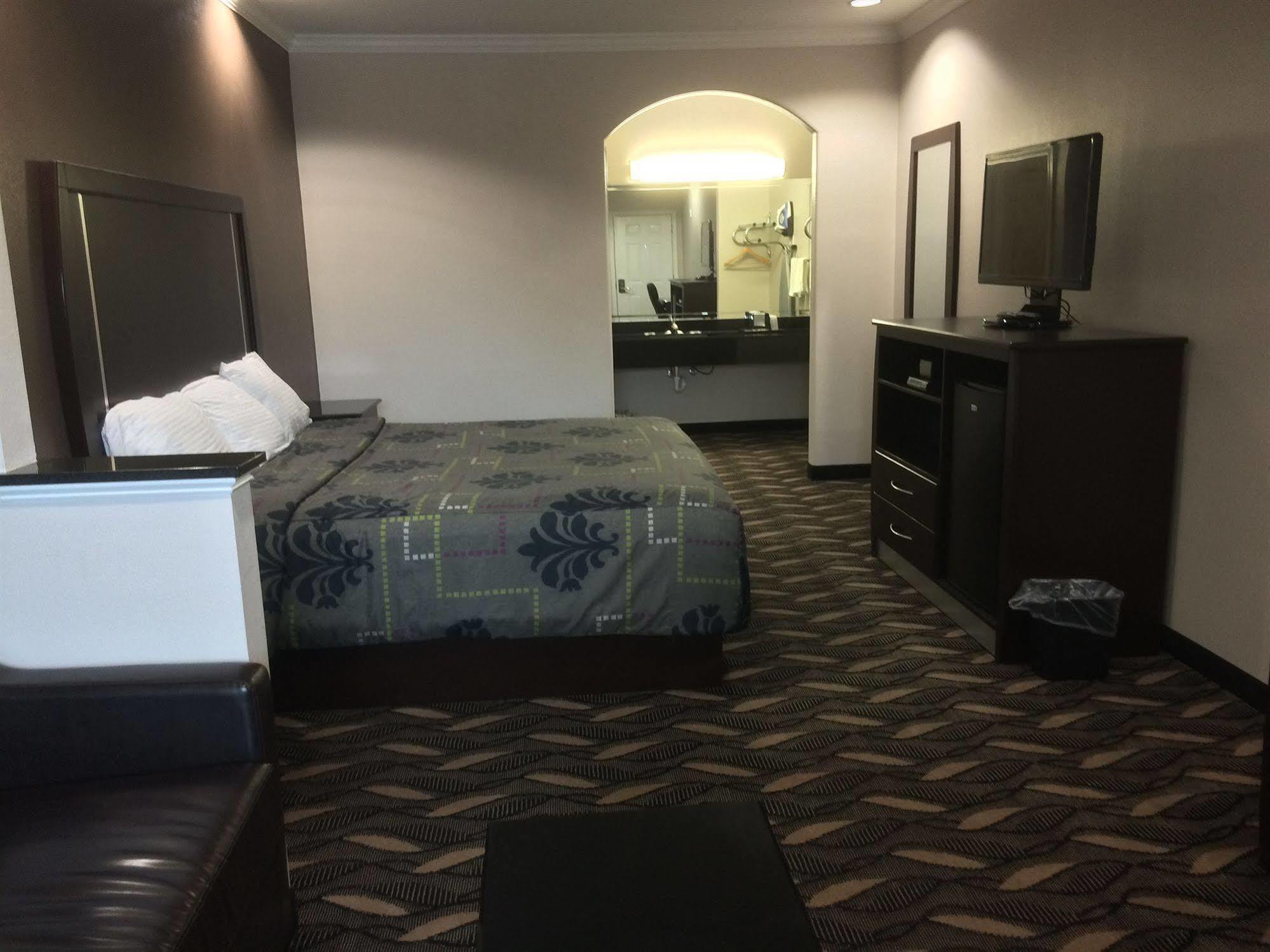Palace Inn Sam Houston Race Park Extérieur photo